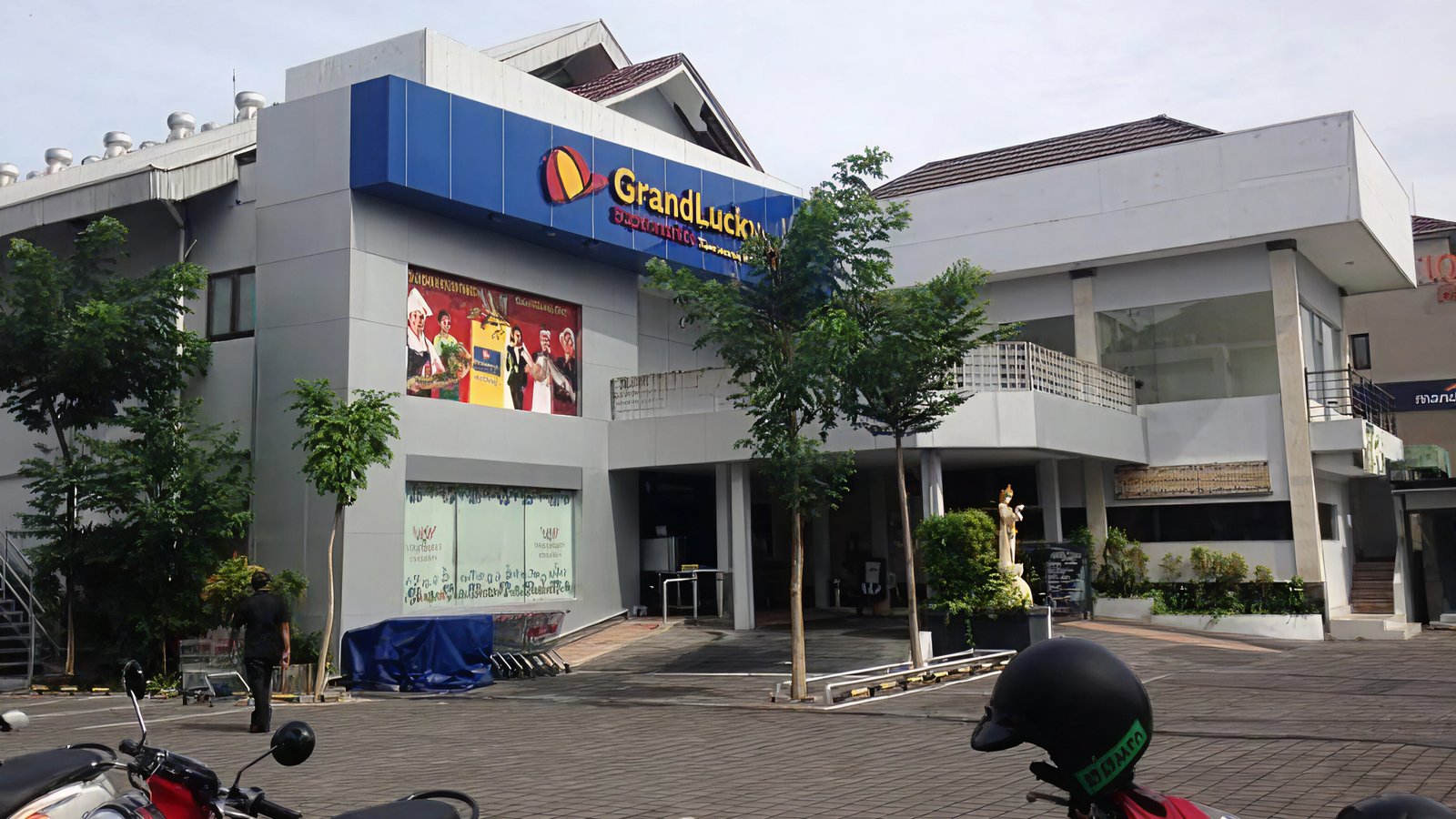 Grand Lucky Sunset Road 